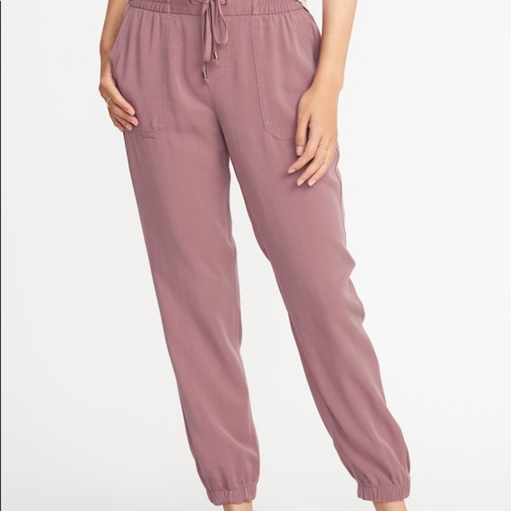 🎊HP🎊 Old Navy Pants-Size 16/18